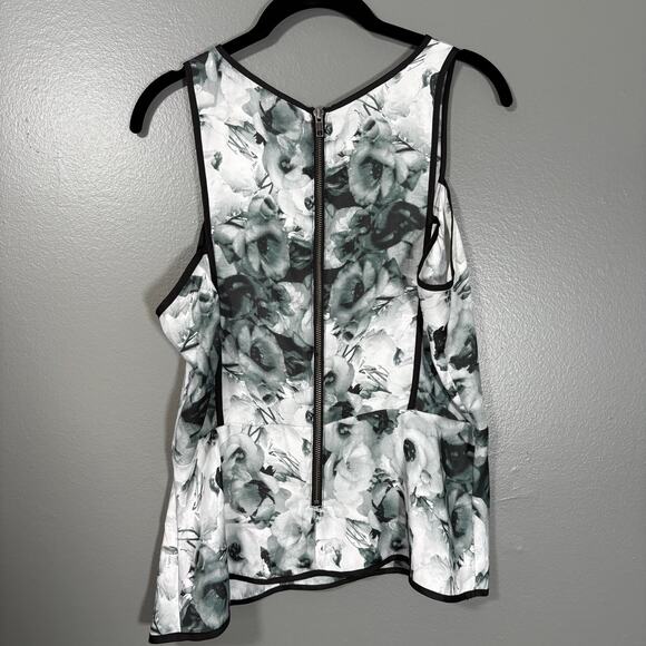 BB Dakota Women's Black & White Floral Sleeveless Blouse - Size Large - Peplum - Picture 7 of 7